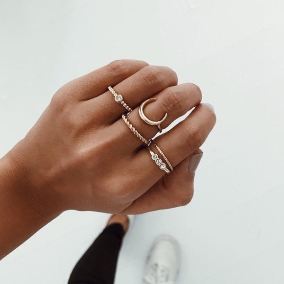 Jewelry - 'Beholder' 5-piece Crescent Moon Ring Set